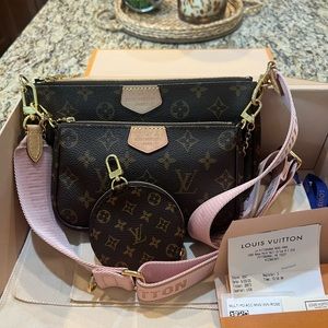 Authentic Louis Vuitton Multi Pochette Accessories